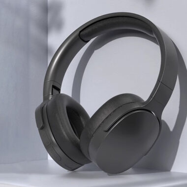 Stereo HiFi sound over-ear wireless headphone supplier
