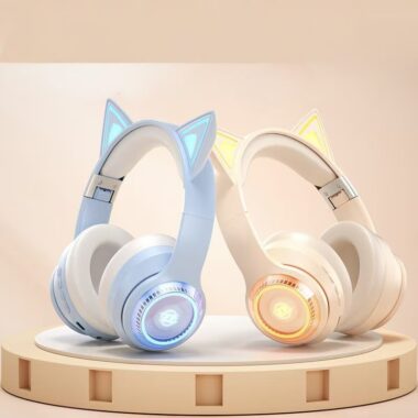 Cat-ear cool esports wireless headphone with LED lighting