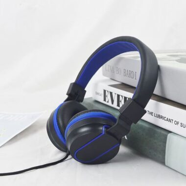 Esports K-song gaming wired headphone with clear vocals