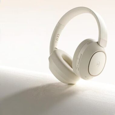 Over-ear gaming ANC noise cancelling headphones with full-ear design