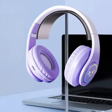 Gradient light bass noise-isolating Bluetooth wireless headphone