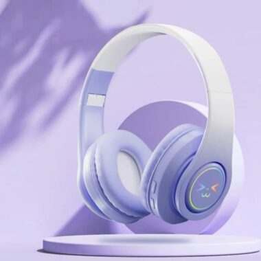 Gradient light bass noise-isolating Bluetooth wireless headphone