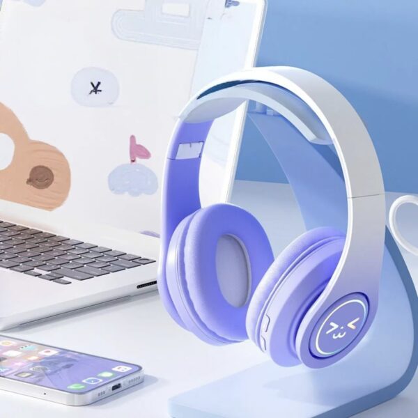 Gradient light bass noise-isolating Bluetooth wireless headphone