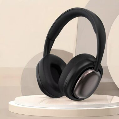 Custom over-ear bass gaming Bluetooth wireless headphone