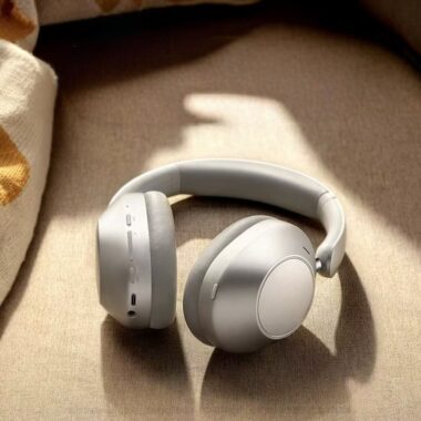 PC gaming ANC noise cancelling headphones with ENC mic