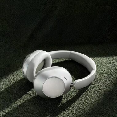 PC gaming ANC noise cancelling headphones with ENC mic