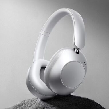 PC gaming ANC noise cancelling headphones with ENC mic