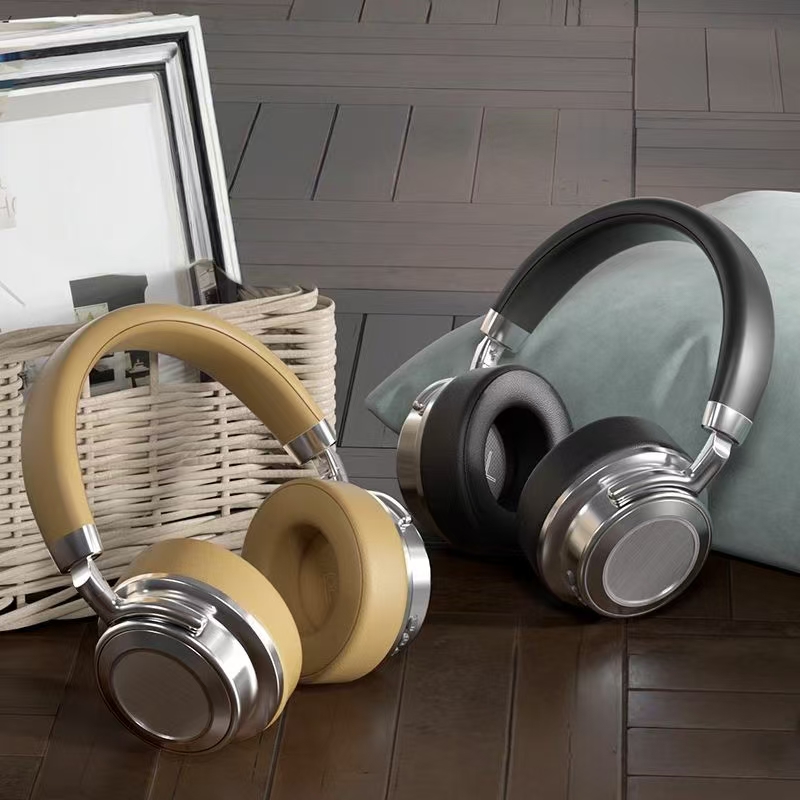 Retro heavy bass long-battery noise cancelling headphones