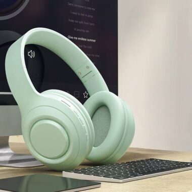 Wireless headphone for running and sports music use