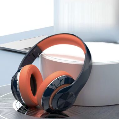 Long-lasting bass sports wireless headphone with noise cancelling