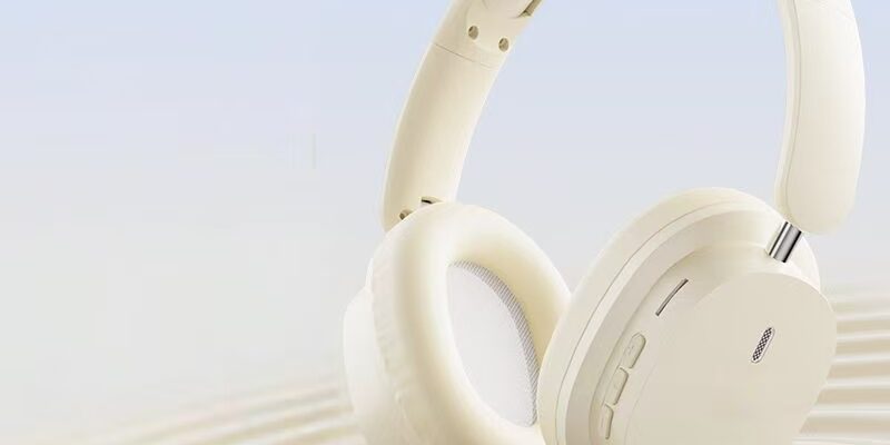 Stereo long battery active noise cancelling headphones