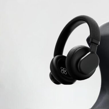 Stylish active noise cancelling headphones for daily use