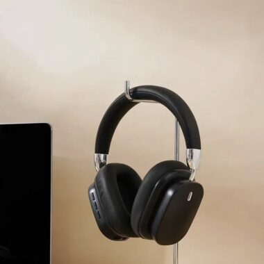 Universal Bluetooth active noise cancelling headphones for PC and mobile